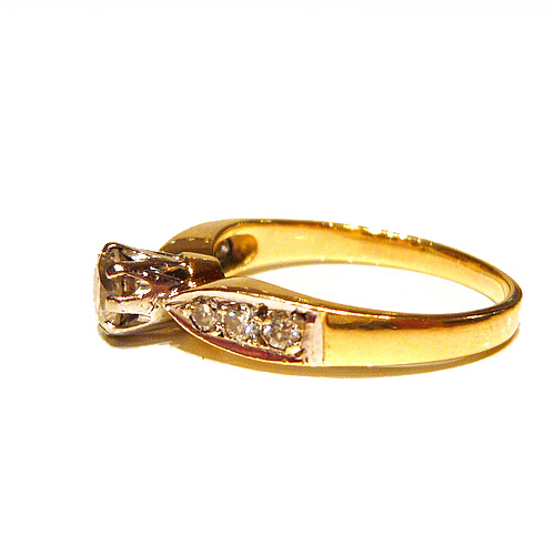 Diamonds used engagement rings