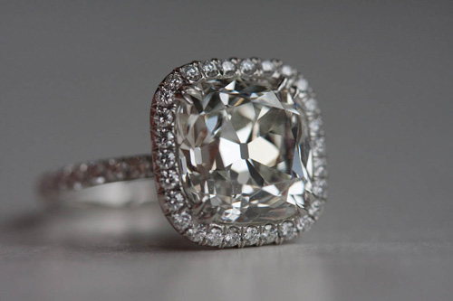 cushion-cut-diamond-ring